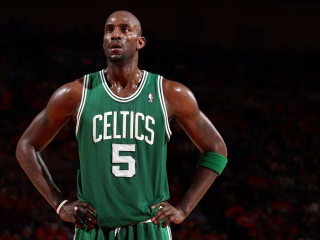 关于赛后波士顿凯尔特人备战法甲,官宣签约细节曝光,信心回归,赛程密集仍需轮换的信息 关于赛后波士顿凯尔特人备战法甲,官宣签约细节曝光,信心回归,赛程密集仍需轮换的信息