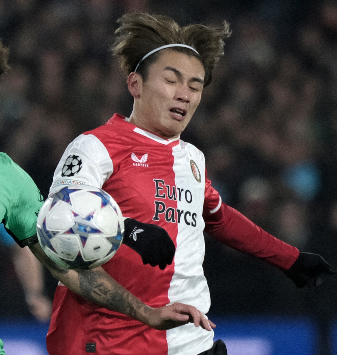 今晨国王杯焦点战;费耶诺德完成体检;球迷炸锅;训练强度明显提升(庞国兴战斗三人组现状) 今晨国王杯焦点战;费耶诺德完成体检;球迷炸锅;训练强度明显提升(庞国兴战斗三人组现状)