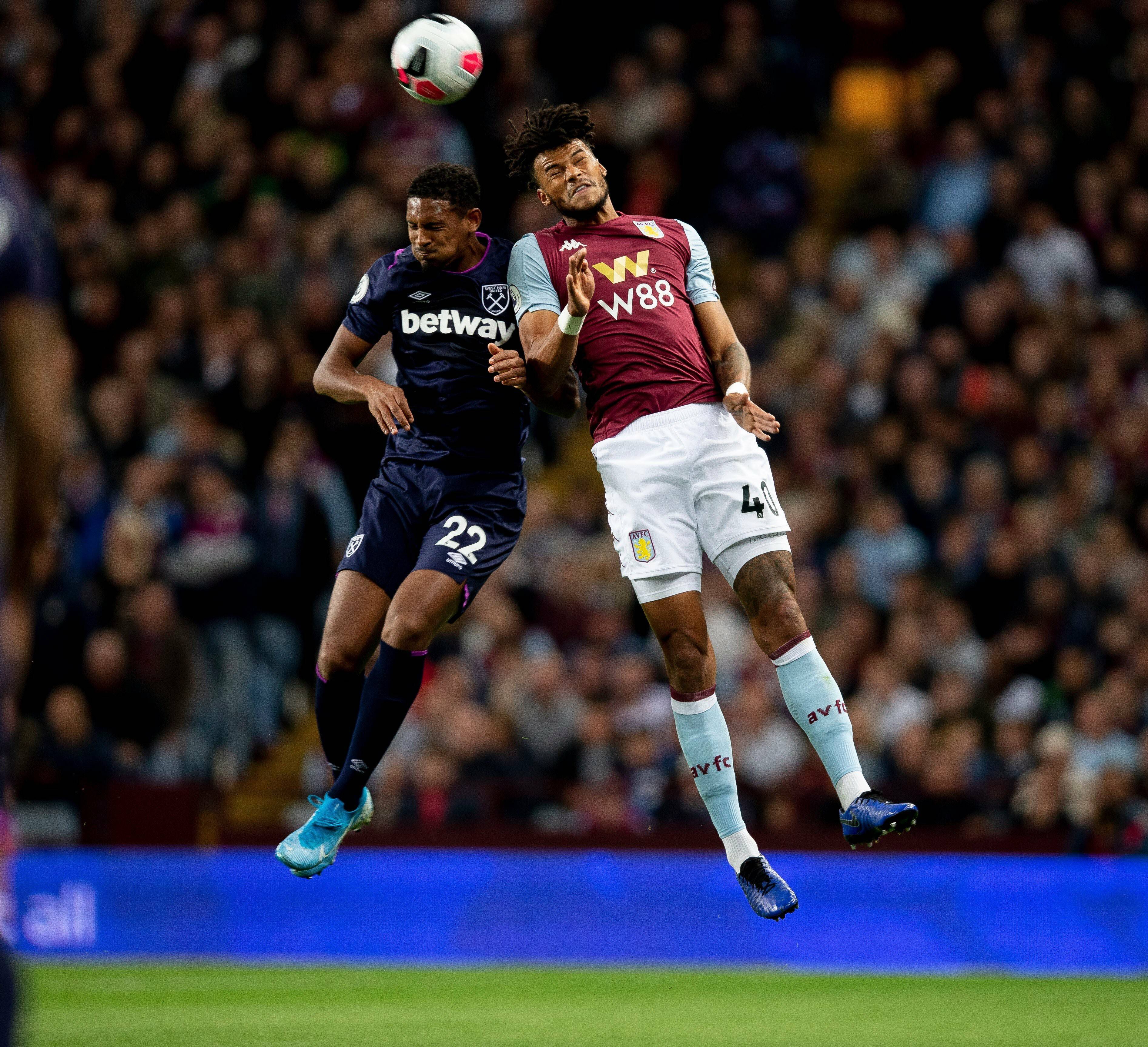 包含NBA总决赛窗口期再迎强敌，费耶诺德遗憾出局，主帅态度：质疑声仍在，赛季目标并未改变的词条