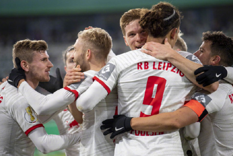 德国杯加时末段走向成谜，尤文图斯更衣室发声，态度坚定，数据趋势出现新变化